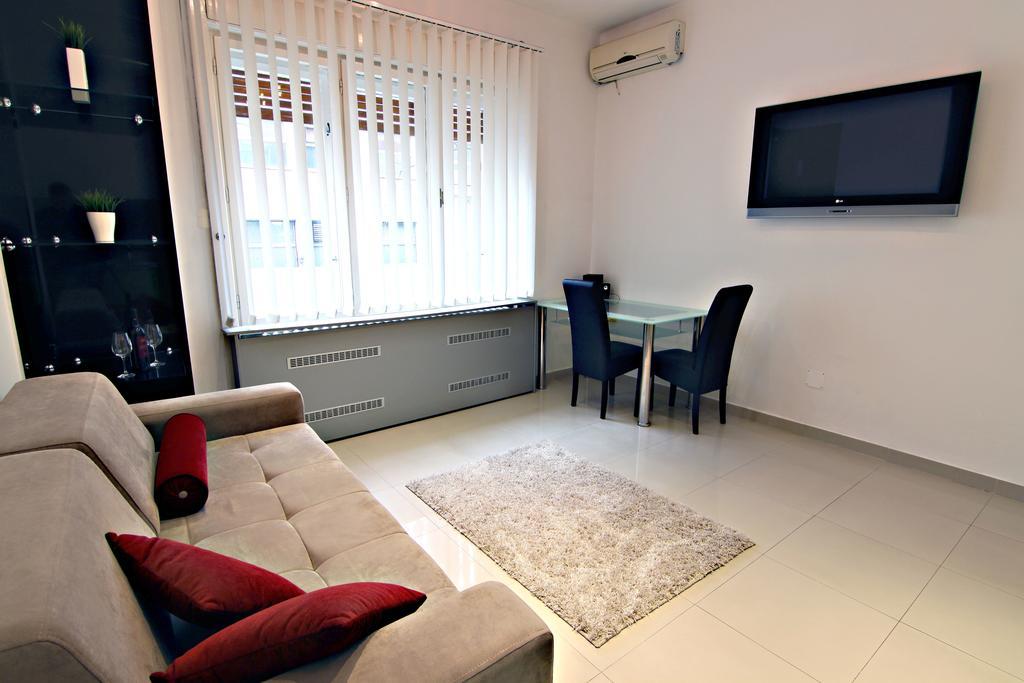 City Centre Apartment نوفي ساد المظهر الخارجي الصورة